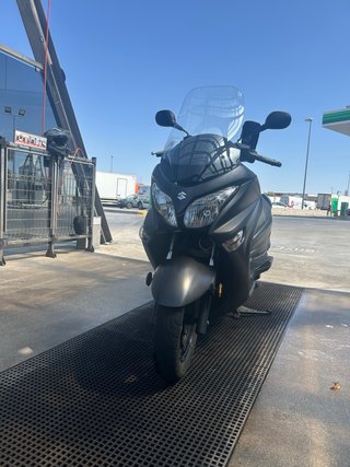 Suzuki Burgman 125 2018 Negra