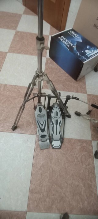 Batería+Platos paiste+Doble pedal mapex