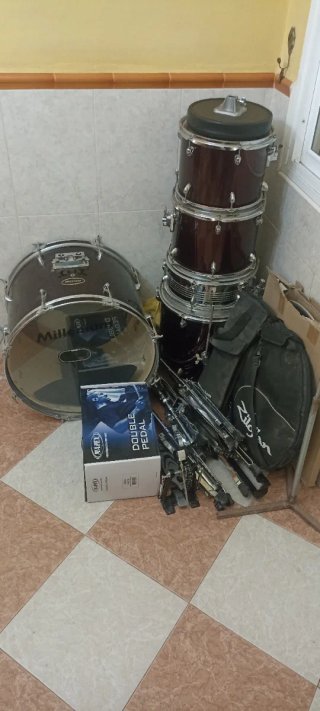 Batería+Platos paiste+Doble pedal mapex