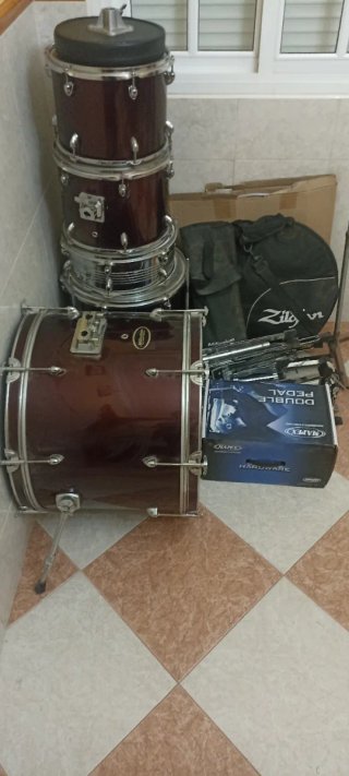 Batería+Platos paiste+Doble pedal mapex