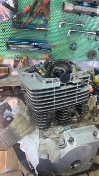 Mecánico de motos 49cc