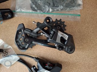 GRUPO SRAM APEX XPLR