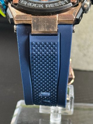 Reloj G-Shock B100 Azul Cobre