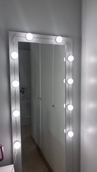 Specchio da camera da letto con luci LED