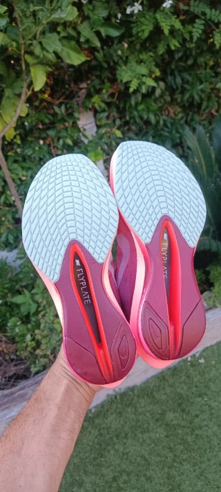 Envío incluido!!! NIKE ZOOMX VAPORFLY NEXT% 4