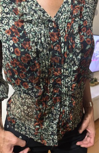 Camiseta Kookai  floral manga larga