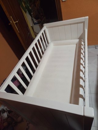 Cuna madera+colchón viscoelástico