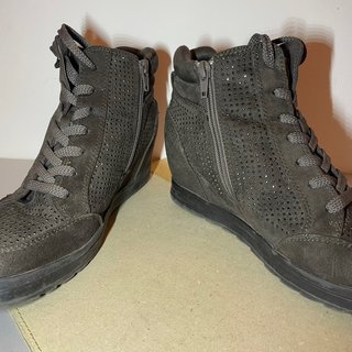Botines marrones vintage con brillos talla 39