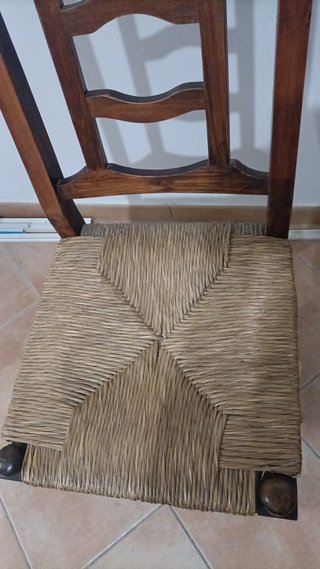 Tavolo in legno massiccio rustico + 6 sedie