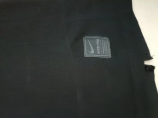 Camiseta deportiva Nike Pro Negra