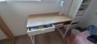 Escritorio Jysk montado madera y metal