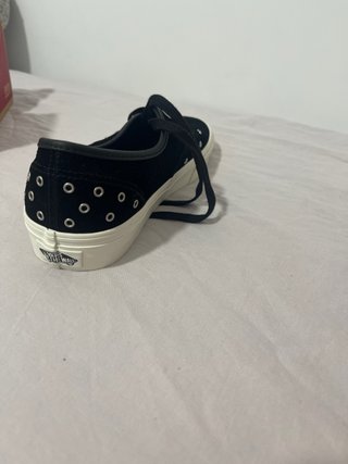 Zapatillas Vans Negras con Estrellas