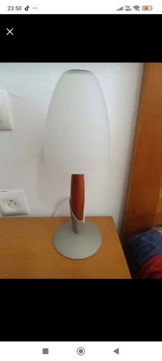 Lámpara de mesilla moderna.2 unidades