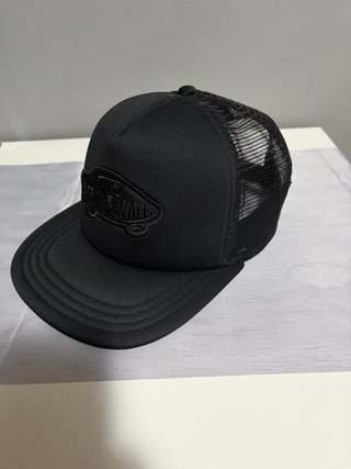 Gorra Vans Negra Trucker