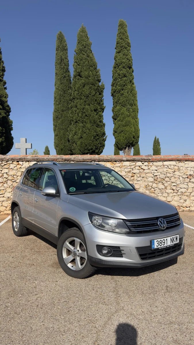 Volkswagen Tiguan 2011 - foto 1