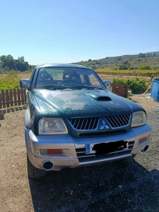 Mitsubishi L 200 2002