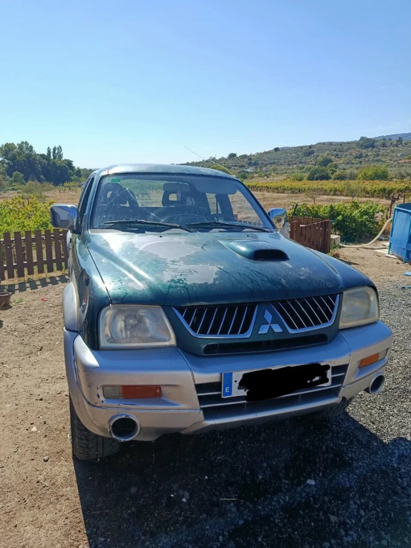 Mitsubishi L 200 2002 - foto 1