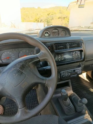 Mitsubishi L 200 2002