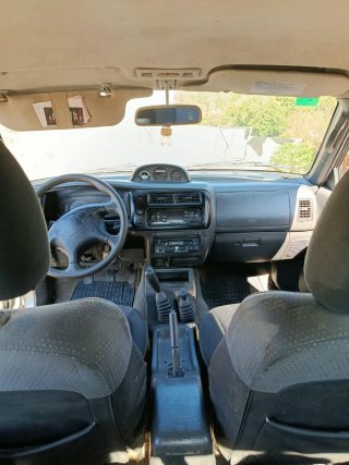 Mitsubishi L 200 2002
