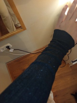 Top Bershka Negro con Purpurina