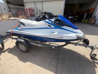 Yamaha VX1100 con remolque
