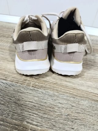 Deportes fila niña mujer número 38