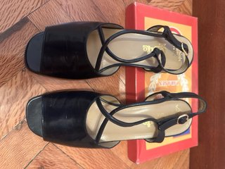 Zapatos de piel Mariamare Negros