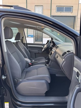 Volkswagen Touran 2013