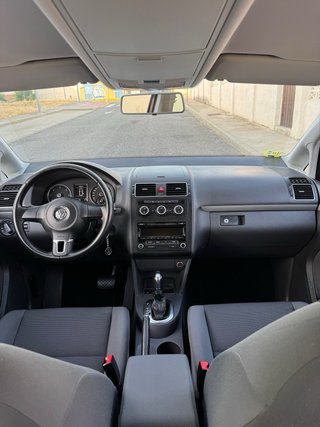 Volkswagen Touran 2013