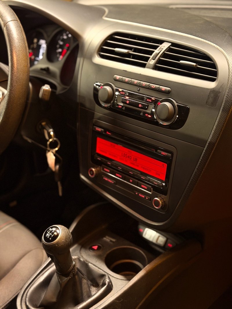 SEAT León 1.2 TSI Reference Copa 2012, foto 13