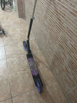 Patinete plegable morado