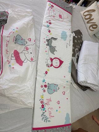 Protector de cuna, funda nórdica y edredón cuna