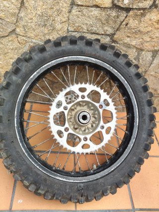 Rueda trasera Enduro KTM 18