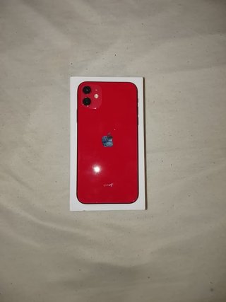 iPhone 11 128GB ROJO