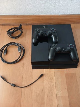 PS4 (PlayStation 4) Negra
