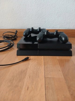 PS4 (PlayStation 4) Negra