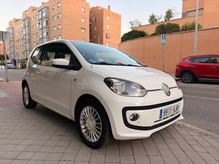 Volkswagen up! 2012