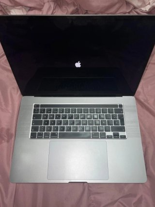 MacBook Pro 16” 2019 Plata
