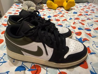 Zapatillas Jordan 1 Low Verde y Beige