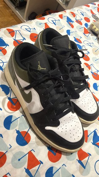 Zapatillas Jordan 1 Low Verde y Beige