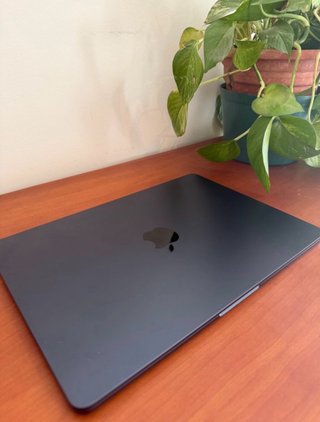 MacBook Air M2 16GB