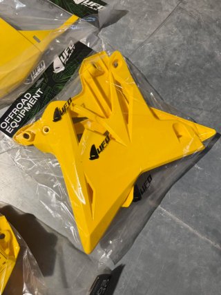 KIT COMPLETO PLÁSTICOS YAMAHA YZ125 YZ250 MOTO
