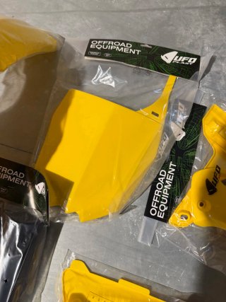 KIT COMPLETO PLÁSTICOS YAMAHA YZ125 YZ250 MOTO