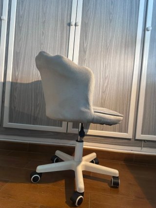 Silla de escritorio gris