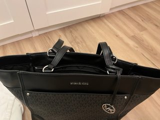 Bolso Michael Kors Negro y Gris