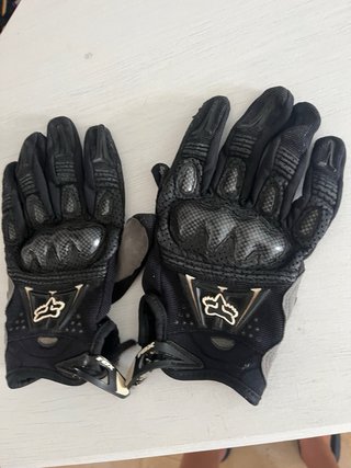 Guantes Fox negros