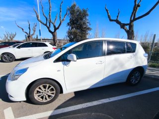 Toyota Verso 2011