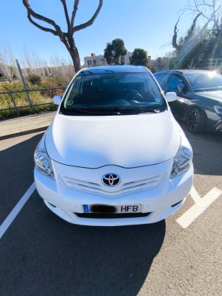 Toyota Verso 2011
