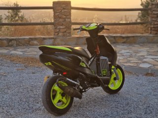 Yamaha Jog Competición malossi