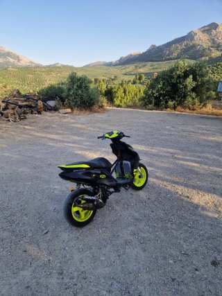 Yamaha Jog Competición malossi